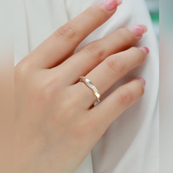 Timelesstar Moissanite Ring 14k Gold Plated S925 Sterling Silver size 7 - Picture 2 of 6